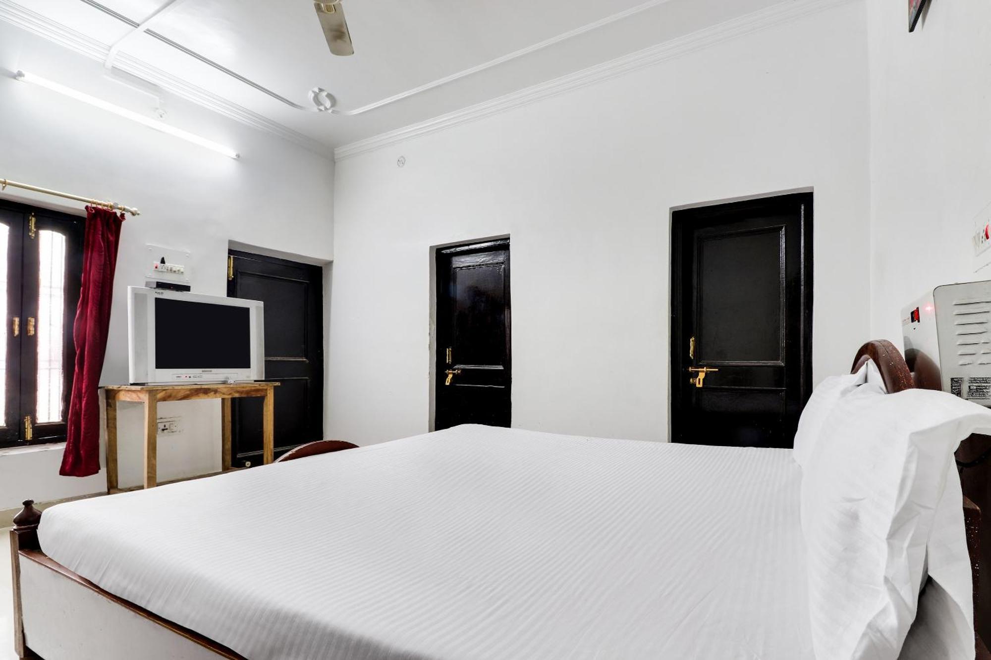 Hotel O Hanuman Bagh Ayodhya エクステリア 写真